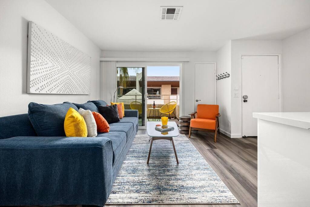 The 1 At Biarritz-remodeled 1 Bedroom In Downtown Ps * Palm Springs