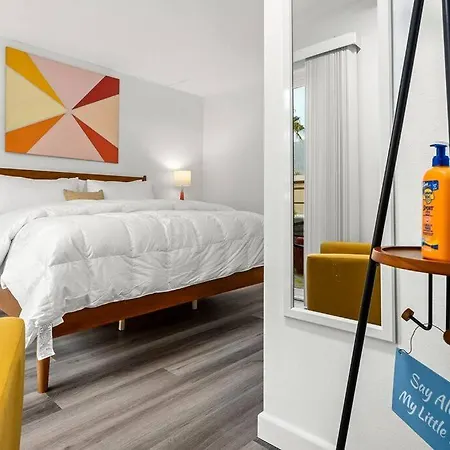 The 1 At Biarritz-Remodeled 1 Bedroom In Downtown Ps Palm Springs Exterior photo