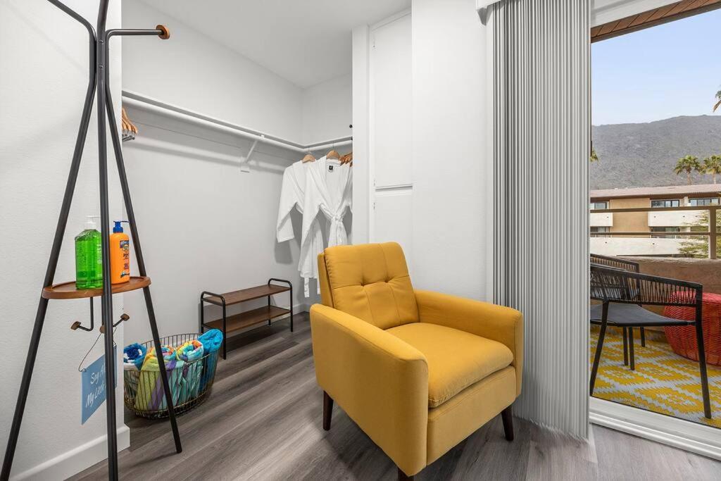 The 1 At Biarritz-remodeled 1 Bedroom In Downtown Ps * Palm Springs